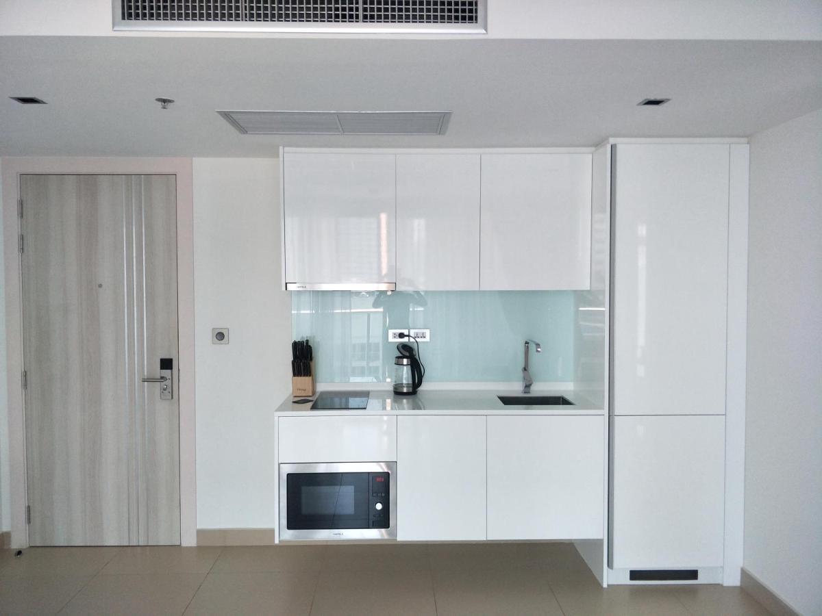 Sands Pratamnak Pattaya Exterior photo